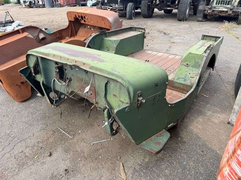 Willys Jeep CJ2A Body - Roller Auctions