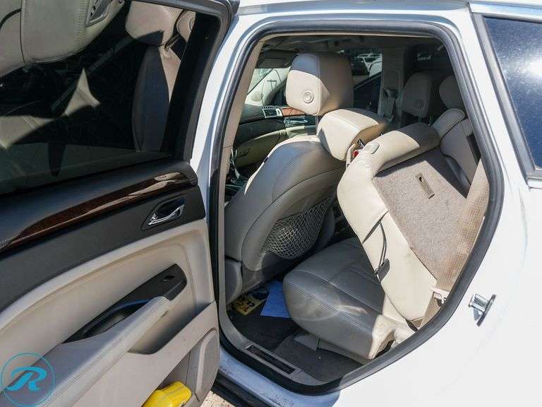 2013  Cadillac  SRX Premium  AWD - Roller Auctions