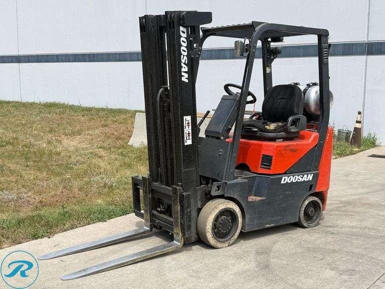 Doosan  GC15S-2  Forklift