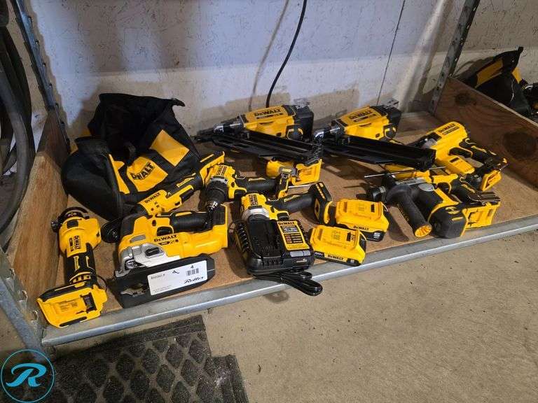 (9) Dewalt 20V Cordless Power Tools with Charger and (2) Batteries
