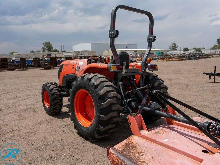 2016  Kubota  MX5200  4WD  Tractor - Roller Auctions