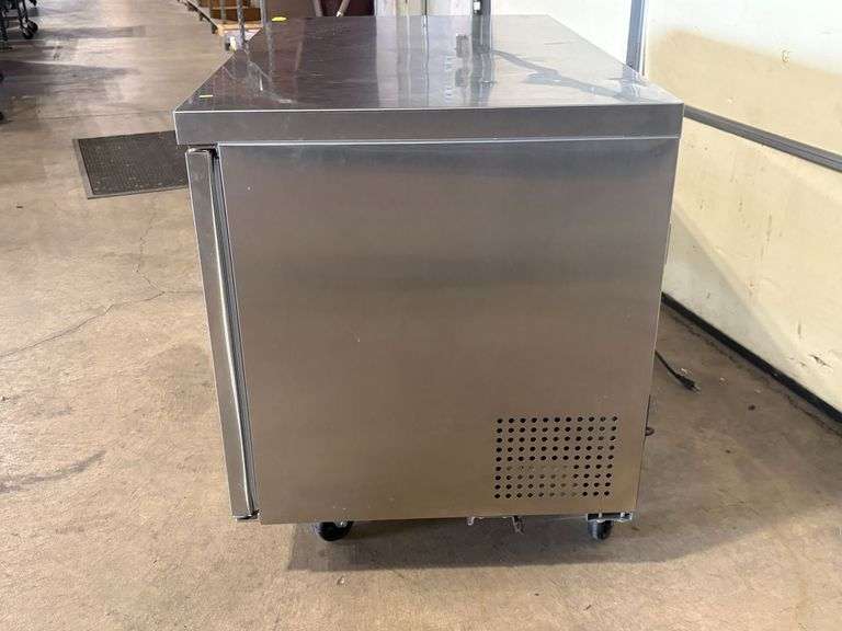 Avantco 178AU48RHC Two-Door Undercounter Refrigerator with Casters - Roller Auctions
