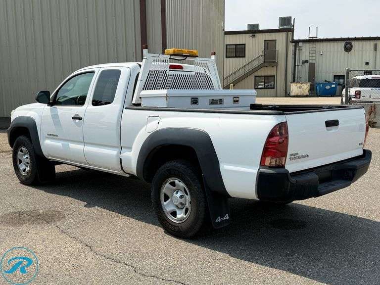 2014  Toyota  Tacoma  4WD Super Cab  Pickup - Roller Auctions