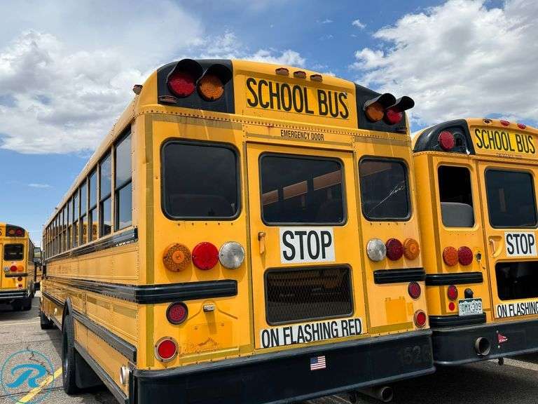 2004  IC Corporation  CE300  RWD  77-Passenger School Bus - Roller Auctions