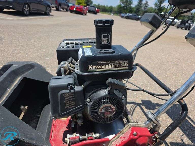 Toro Greensmaster 1000 Walk Behind Reel Mower (Inoperable, Does Not Start) - Roller Auctions