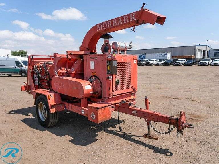 2002  Mobark  13 Tornado  Towable Chipper - Roller Auctions