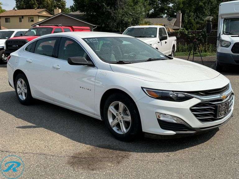 2019  Chevrolet  Malibu   FWD - Roller Auctions