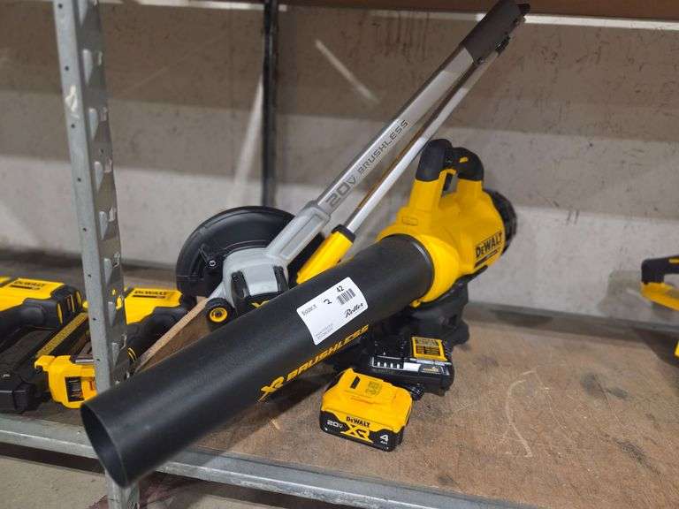 Dewalt DCBL720 Blower and DCED400 Edger, 20V, Battery and Charger