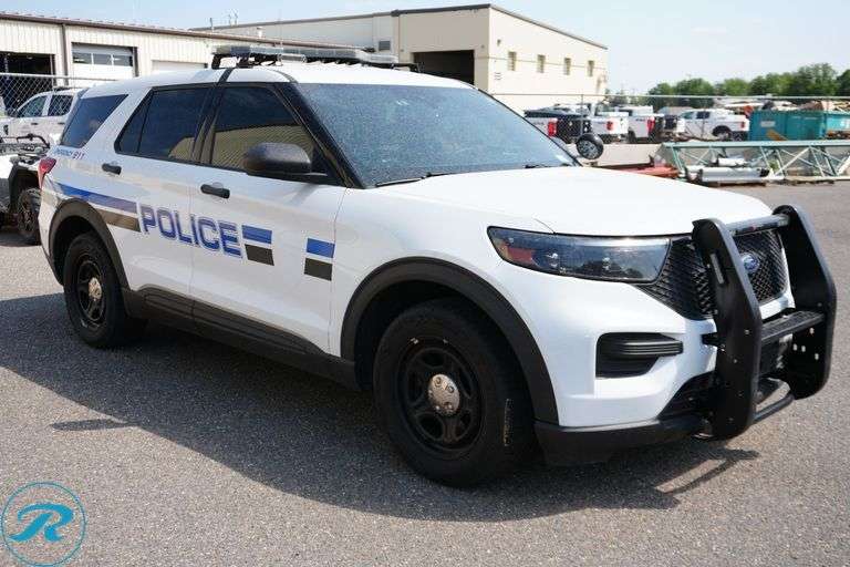 2021  Ford  Explorer   AWD  Police Interceptor SUV - Roller Auctions
