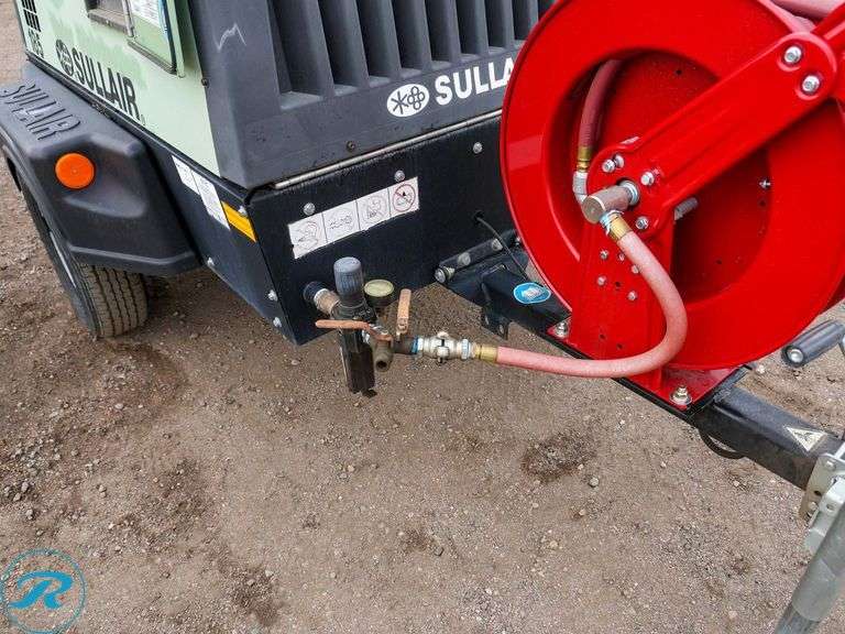 2011  Sullair  Towable Air Compressor - Roller Auctions