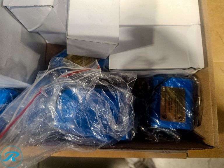 Tray of LED Controllers DC12-24V 4A With Batteries and Charges - Roller Auctions