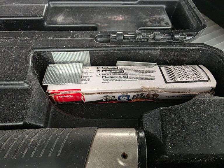 Porter Cable BN200C 2 Inch 18 Gauge Brad Nailer With Case - Roller Auctions