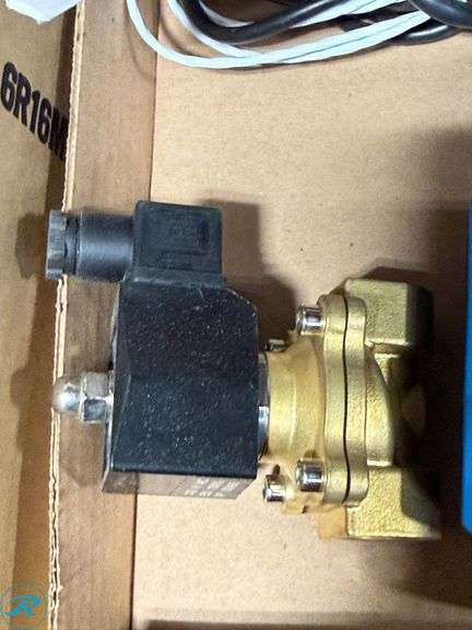 Ss Brewtech Temperature Controllers and Ethanol Sensor - Roller Auctions