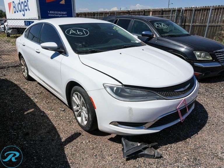 2016  Chrysler  200 Limited  FWD - Roller Auctions