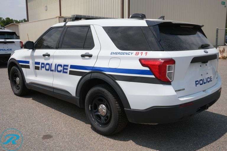 2021 Ford Explorer AWD Police Interceptor SUV - Roller Auctions