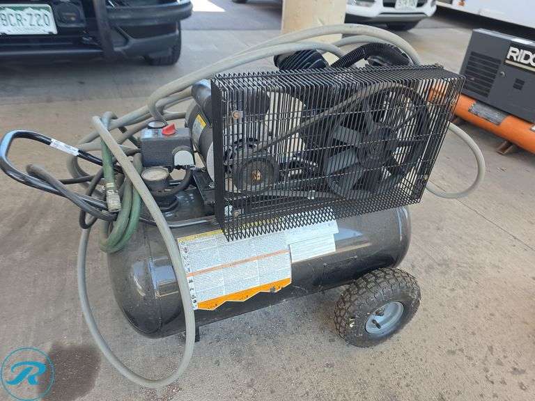 Black Diamond BDPC1682066.MN Air Compressor, Electric, 20 Gallon - Roller Auctions