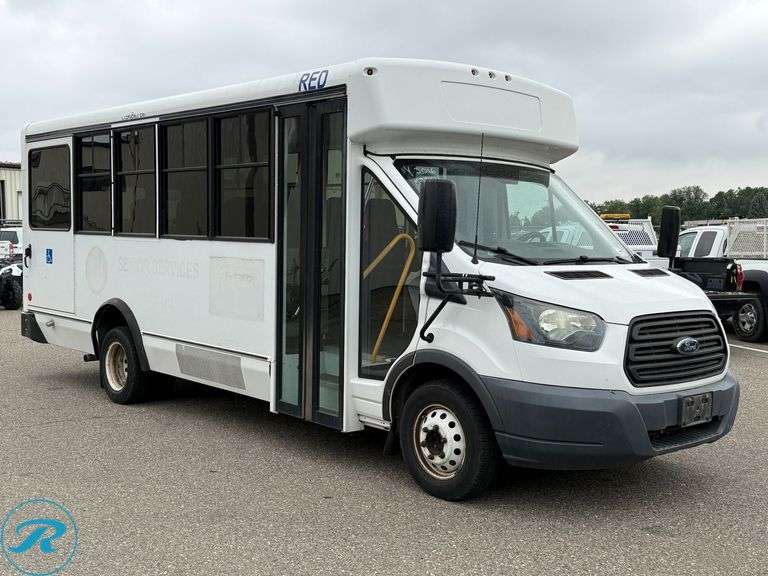 2016  Ford  Transit 350   Base  RWD  14-Passenger Shuttle Bus - Roller Auctions