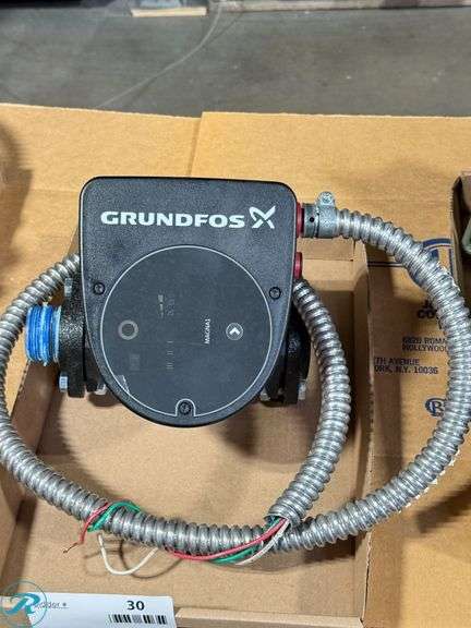 Grundfos Magna1 32-60F 165 Circulator Pump