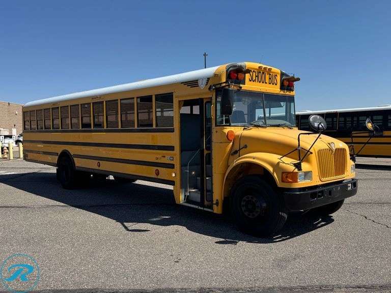 2004  IC Corporation  CE300  RWD  77-Passenger School Bus - Roller Auctions