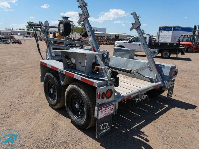 2021  Larson  7500G   T/A Hydraulic Fiber Optic Reel Trailer - Roller Auctions