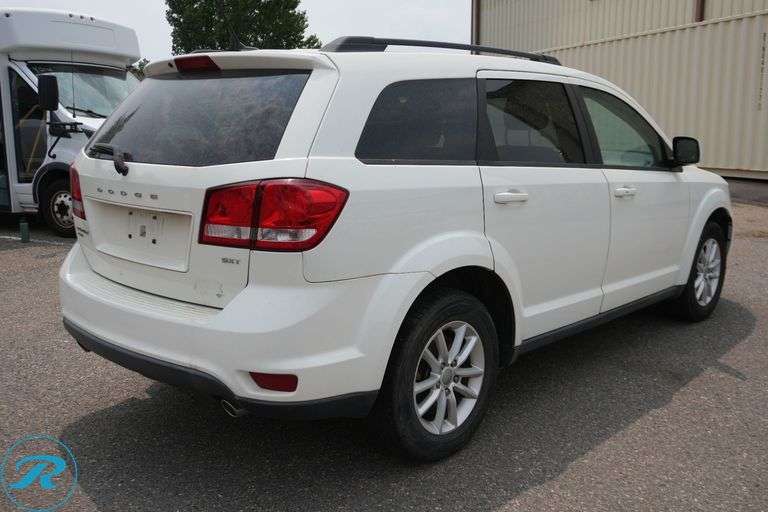 2013  Dodge  Journey  SXT  AWD  SUV - Roller Auctions