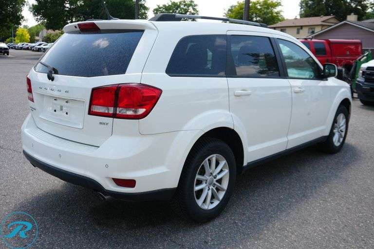2017  Dodge  Journey  SXT  AWD  SUV - Roller Auctions