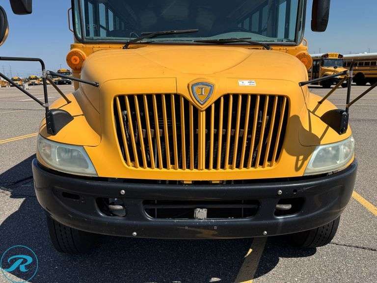 2006  IC Corporation  CE300  RWD  77-Passenger School Bus - Roller Auctions