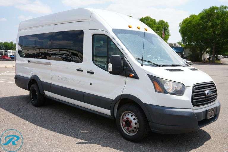 2017  Ford  Transit 350   HD   RWD  15-Passenger Van - Roller Auctions