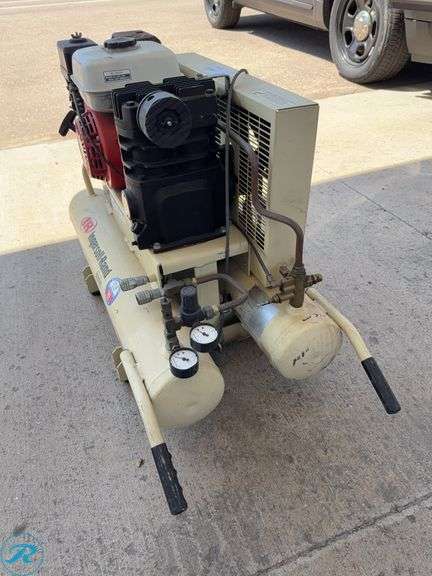 Ingersoll Rand Air Compressor, Gasoline, 135 PSIG, 8-Gallon - Roller Auctions