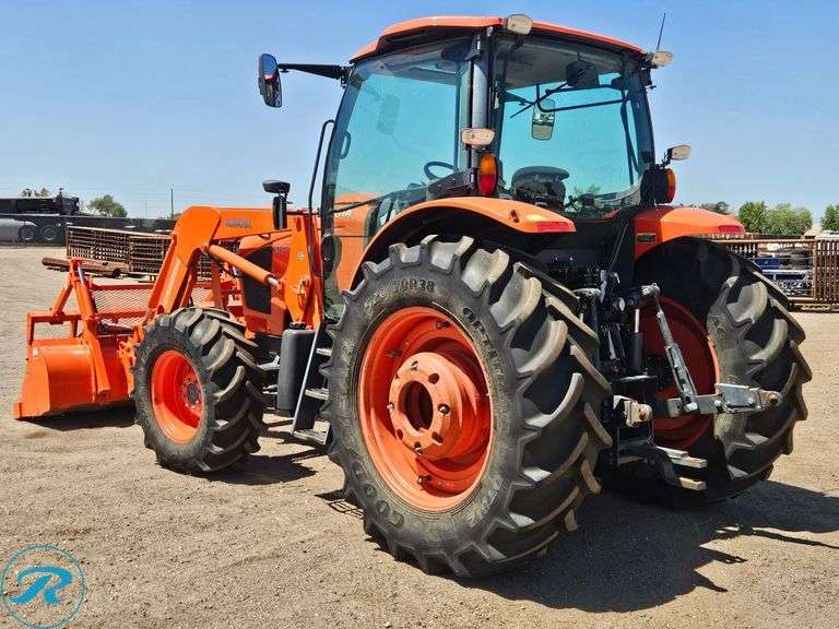 2015 Kubota M135GX 4WD Tractor/ Loader - Roller Auctions