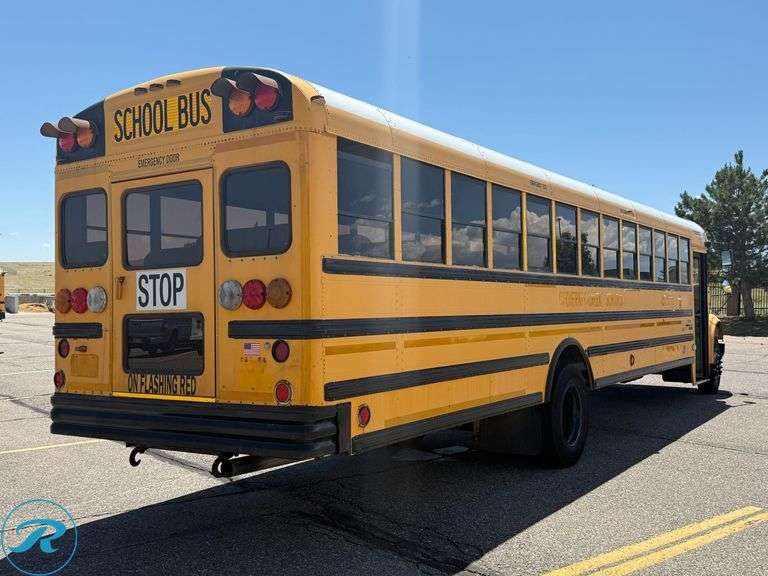 2004  IC Corporation  CE300  RWD  77-Passenger School Bus - Roller Auctions