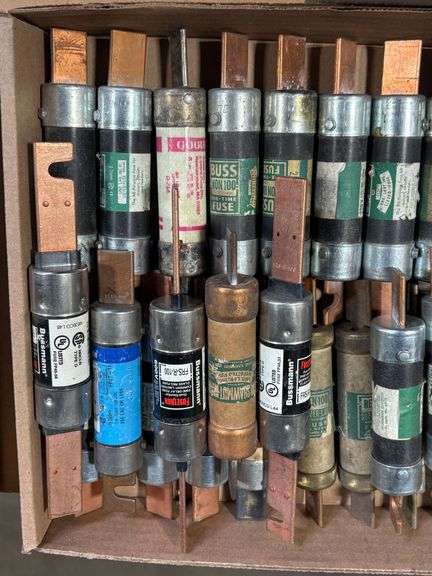 Tray of Assorted Fuses: Fusetron, Gould, Shawmut, and Ferraz - Roller Auctions