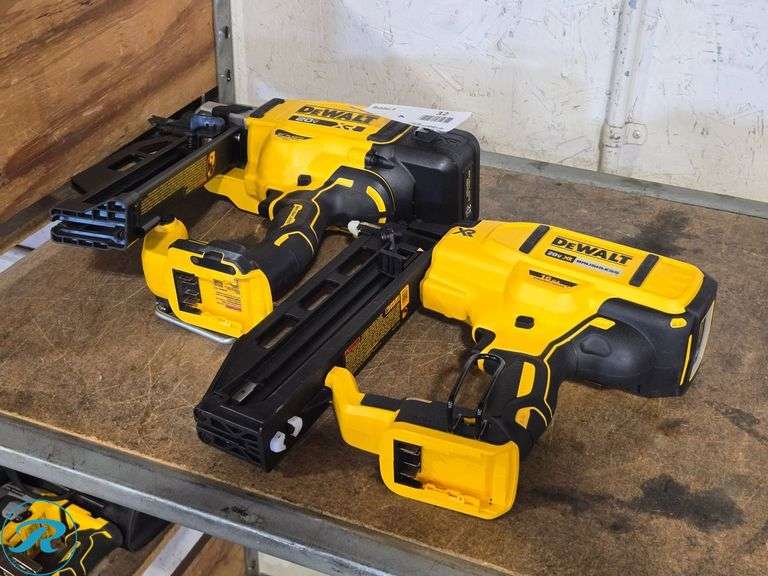 (2) Dewalt DCN920, DCN662 Cordless Nailers, 20V