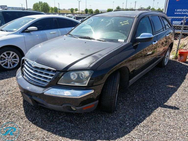 2005  Chrysler  Pacifica Touring  AWD