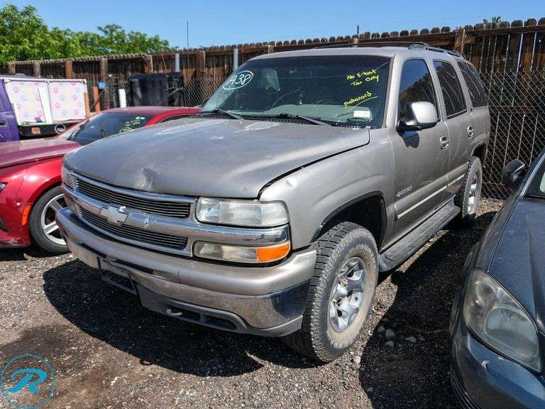 2001  Chevrolet  Tahoe   4WD