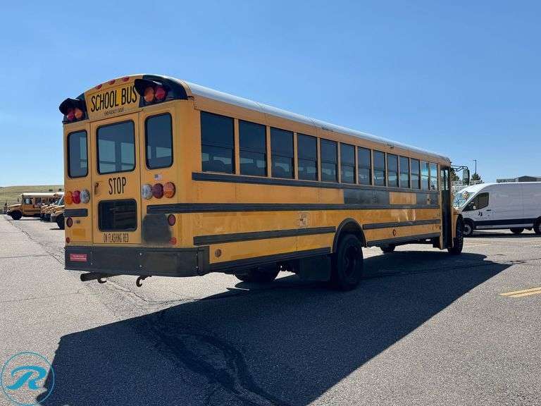 2006  IC Corporation  CE300  RWD  77-Passenger School Bus - Roller Auctions