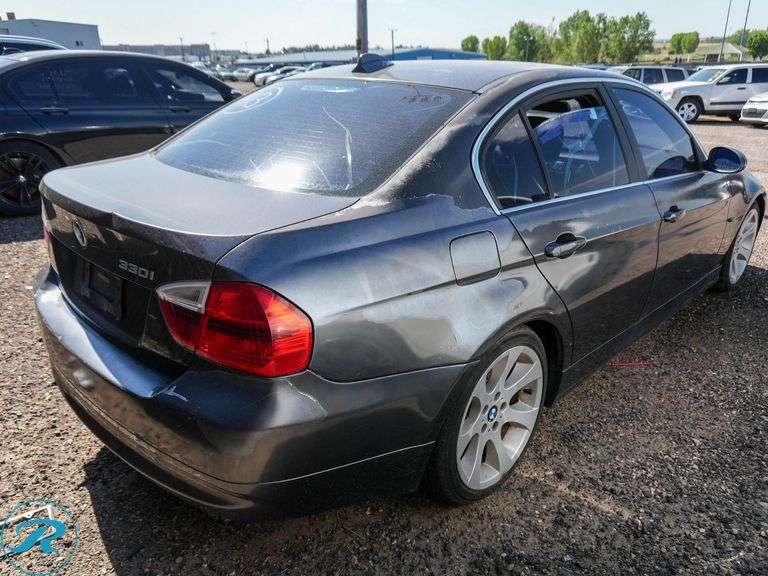 2006  BMW  3 Series 330i  RWD - Roller Auctions