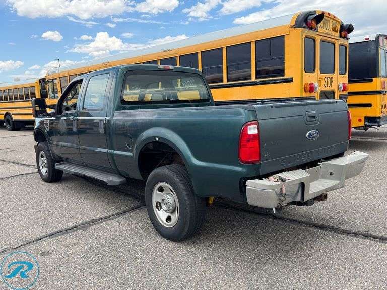 2008  Ford  F350   Super Duty XL  4WD  Pickup - Roller Auctions