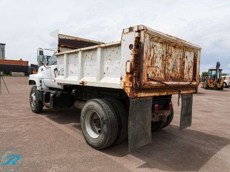 2002  GMC  C8500  RWD S/A  Dump Truck - Roller Auctions