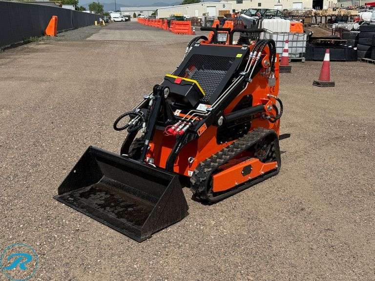 New 2026 SDLOOL SL36C Crawler Mini Skid Steer Loader