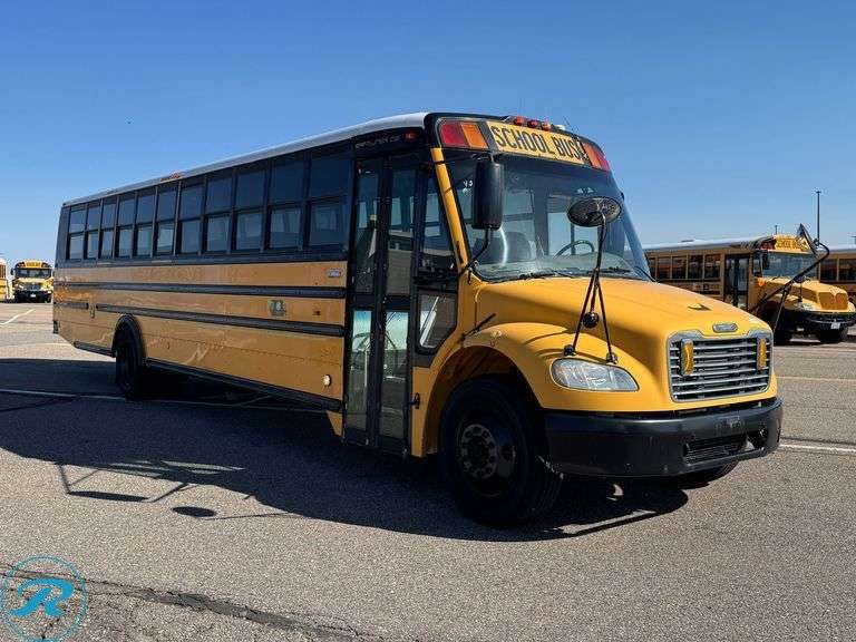 2008  Thomas  Saf-T-Liner C2  Freightliner  RWD  77-Passenger School Bus - Roller Auctions