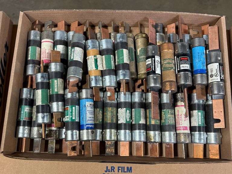 Tray of Assorted Fuses: Fusetron, Gould, Shawmut, and Ferraz - Roller Auctions