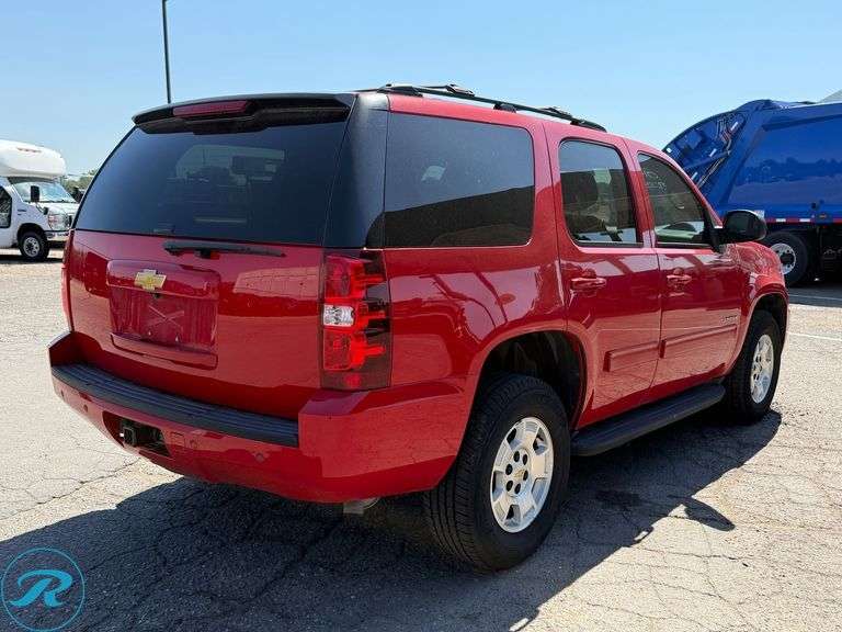 2014  Chevrolet  Tahoe   4WD  SUV - Roller Auctions
