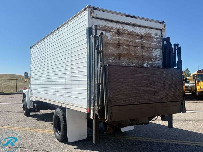 1987  International  1954  RWD  Box Truck - Roller Auctions
