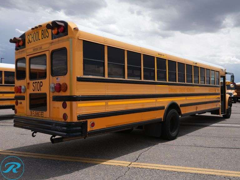 2004  IC Corporation  CE300  RWD  77-Passenger School Bus - Roller Auctions