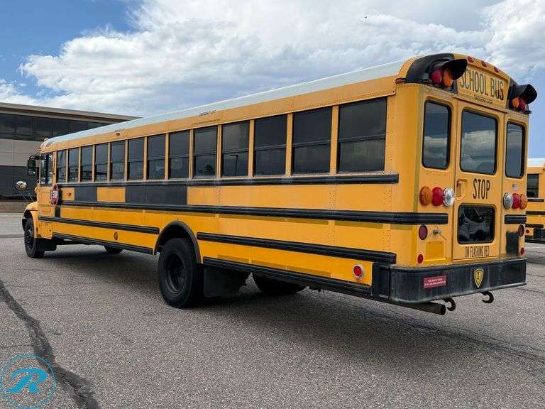 2006 IC Corporation CE300 RWD 77-Passenger School Bus - Roller Auctions