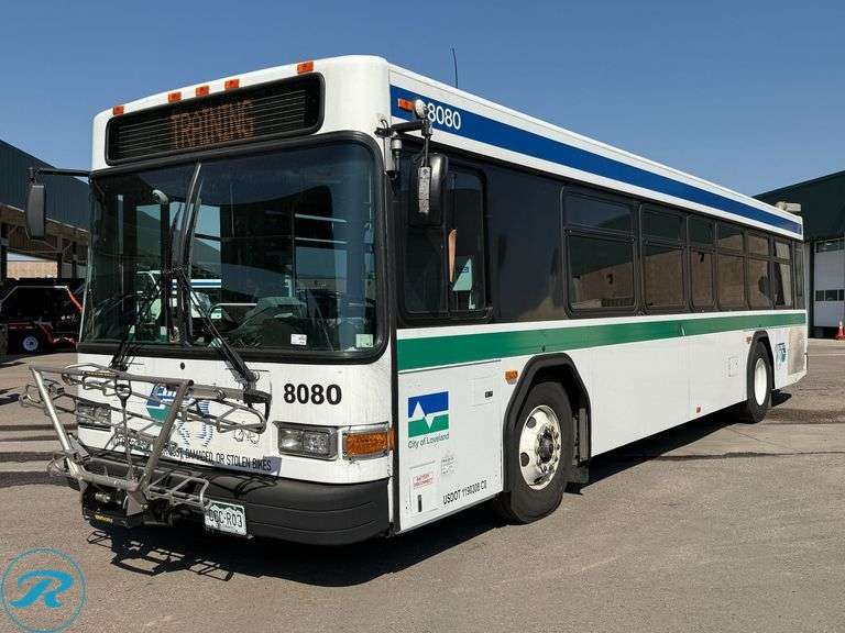 2010 Gillig G27B102N4 Low Floor Transit Bus