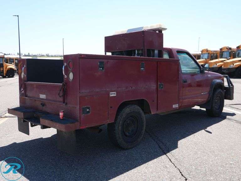 1992 Chevrolet Cheyenne 4WD Utility Truck - Roller Auctions
