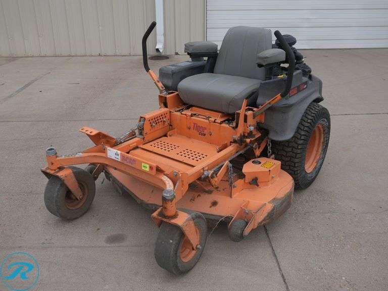 2003  Scag  Tiger Cub  Ride-On Mower