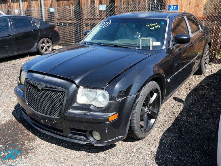 2006 Chrysler 300 SRT-8 RWD